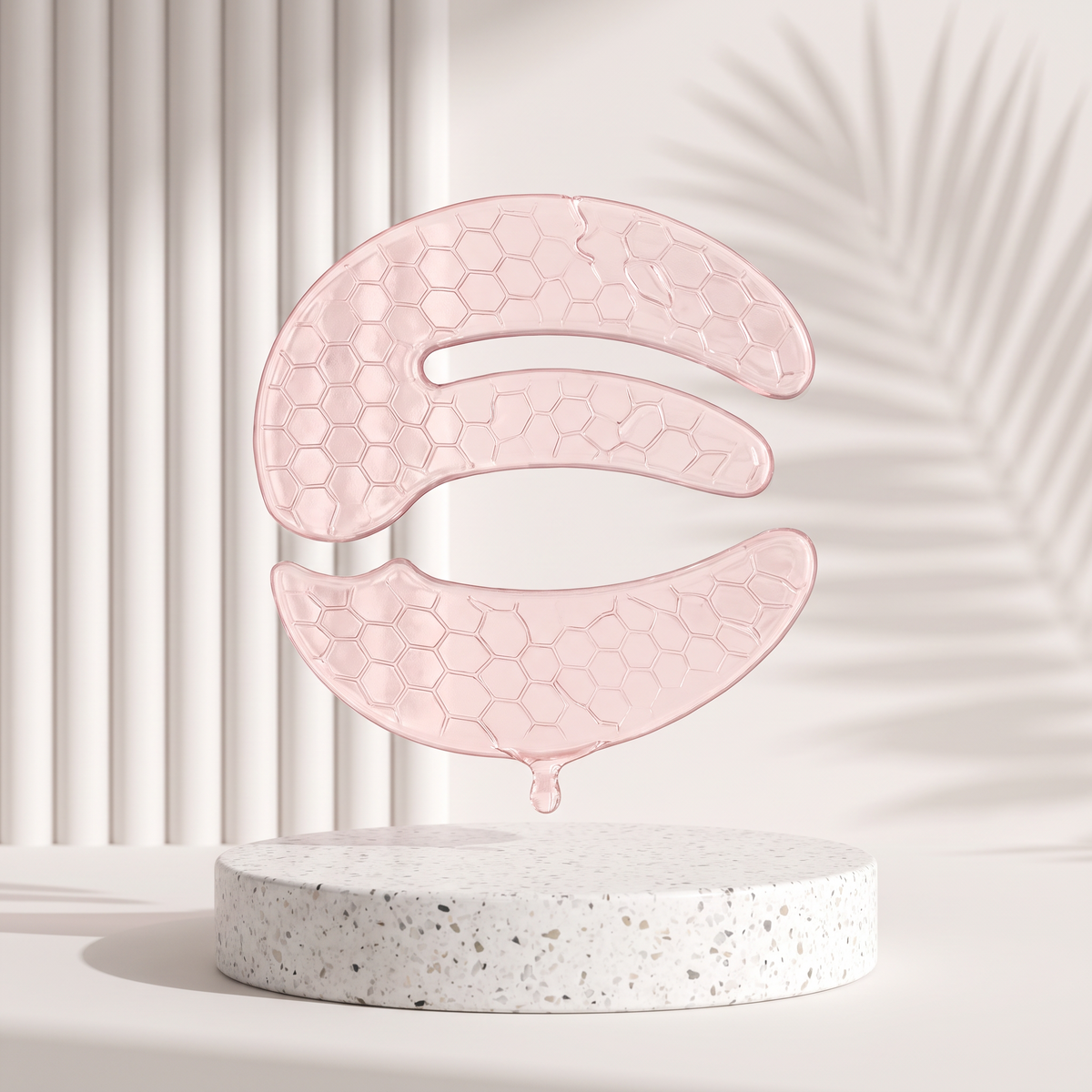 Kurya 3-piece collagen eye patches floating with essence droplet
